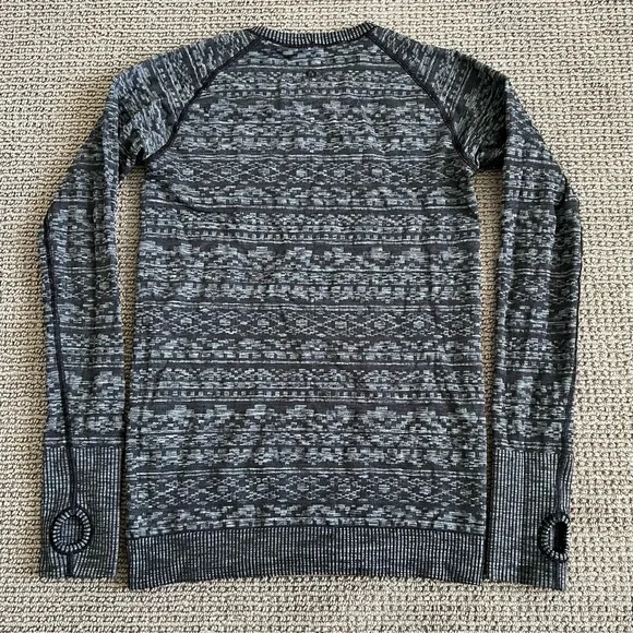 Lululemon Rest Less Pullover Longsleeve - Picture 3 of 4